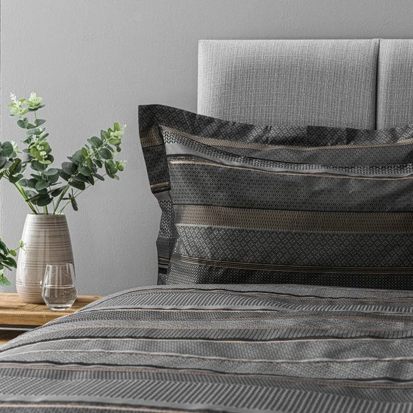 Dunelm Hudson Grey Duvet Cover And Pillowcase Set 7 Dunelm Hudson Grey Duvet Cover And Pillowcase Set - Image 5