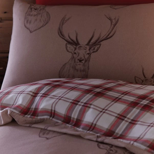 Catherine Lansfield Stag Natural Duvet Cover And Pillowcase Set 4 Catherine Lansfield Stag Natural Duvet Cover And Pillowcase Set - Image 2