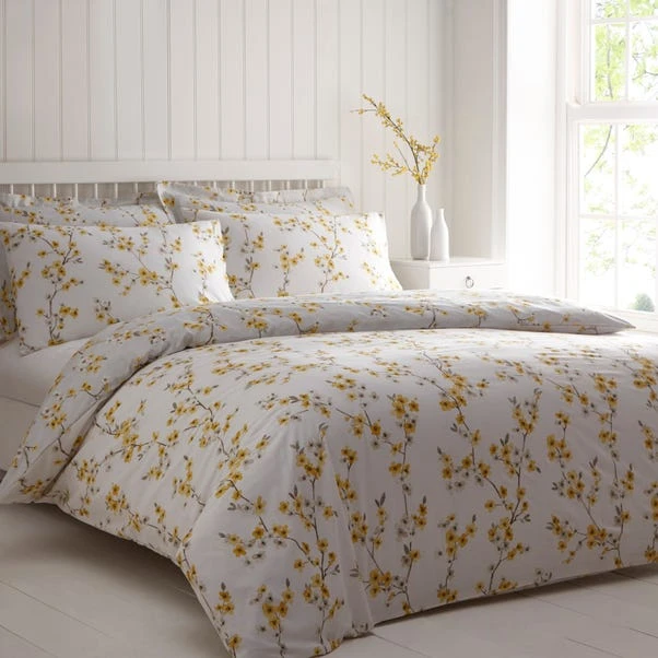 Dunelm Alisha Floral Yellow Reversible Duvet Cover And Pillowcase Set 4 Dunelm Alisha Floral Yellow Reversible Duvet Cover And Pillowcase Set - Image 2