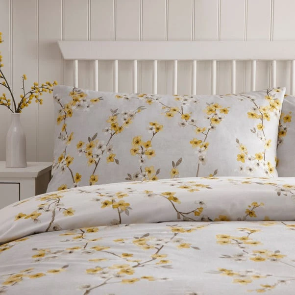 Dunelm Alisha Floral Yellow Reversible Duvet Cover And Pillowcase Set 6 Dunelm Alisha Floral Yellow Reversible Duvet Cover And Pillowcase Set - Image 4