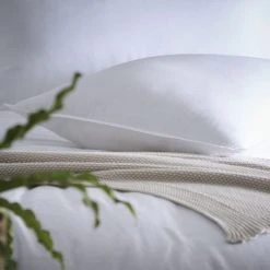 Appletree Cassia White 100% Cotton Duvet Cover And Pillowcase Set -pillowcase shop 1000161869 alt02