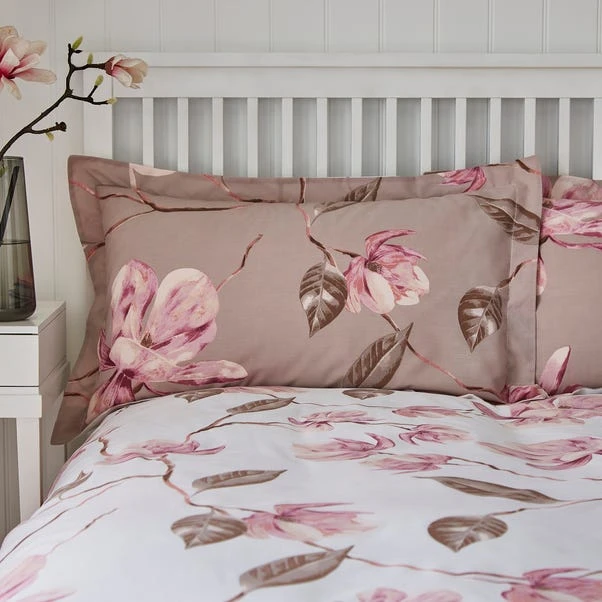 Dunelm Lois Large Floral Pink Oxford Pillowcase 4 Dunelm Lois Large Floral Pink Oxford Pillowcase - Image 2