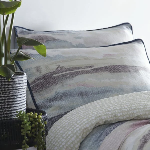 Appletree Landscape 100% Cotton Duvet Cover And Pillowcase Set 5 Appletree Landscape 100% Cotton Duvet Cover And Pillowcase Set - Image 3