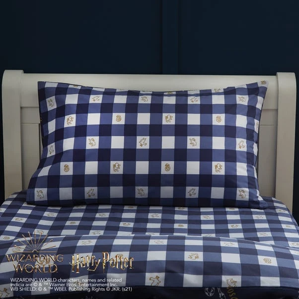 Harry Potter Hogwarts Glow In The Dark Duvet Cover And Pillowcase Set 6 Harry Potter Hogwarts Glow In The Dark Duvet Cover And Pillowcase Set - Image 4