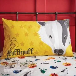 Harry Potter Hufflepuff House Reversible Duvet Cover And Pillowcase Set -pillowcase shop 1000182146 alt03