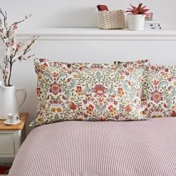 Dunelm Ruskin Red 100% Cotton Oxford Pillowcase -pillowcase shop 30726090 alt01