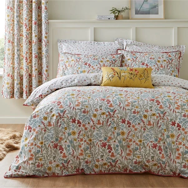 Dunelm Meadow Ditsy Floral Red 100% Cotton Reversible Duvet Cover And Pillowcase Set 3 Dunelm Meadow Ditsy Floral Red 100% Cotton Reversible Duvet Cover And Pillowcase Set