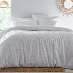 Dunelm Aria Seersucker White 100% Cotton Duvet And Pillowcase Set -pillowcase shop 30726860 alt03