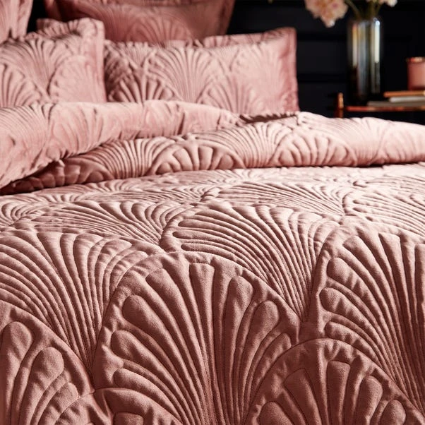 Paoletti Palmeria Blush Embroidered Reversible Duvet Cover And Pillowcase Set 4 Paoletti Palmeria Blush Embroidered Reversible Duvet Cover And Pillowcase Set - Image 2