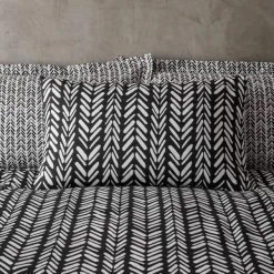 Dunelm Anthony Repeat Black 100% Cotton Duvet Cover And Pillowcase Set -pillowcase shop 30749454 alt02