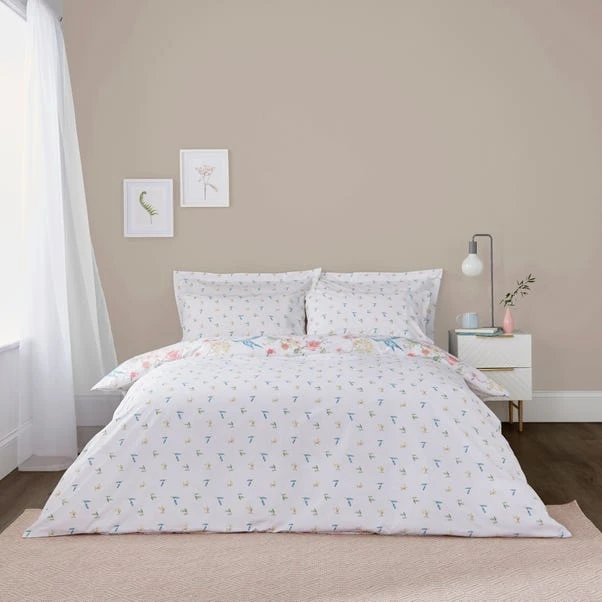 Dunelm Mai Hummingbird Duvet Cover And Pillowcase Set 4 Dunelm Mai Hummingbird Duvet Cover And Pillowcase Set - Image 2