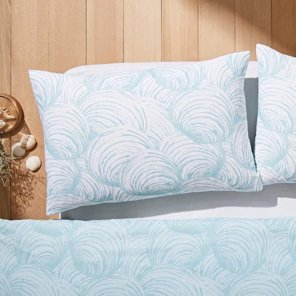 Natural History Museum Venus Shell Seafoam Duvet Cover And Pillowcase Set 5 Natural History Museum Venus Shell Seafoam Duvet Cover And Pillowcase Set - Image 3