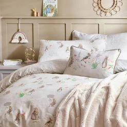 Peter Rabbit™ Classic Duvet Cover And Pillowcase Set -pillowcase shop 30818545 alt02