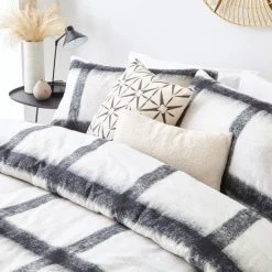 The Linen Yard Faux Mohair Stripe Navy 100% Cotton Duvet Cover & Pillowcase Set -pillowcase shop 30824158 alt02